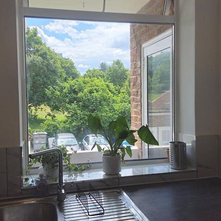 Bright Spacious Airy 2 Bed Flat Ealing Extérieur photo